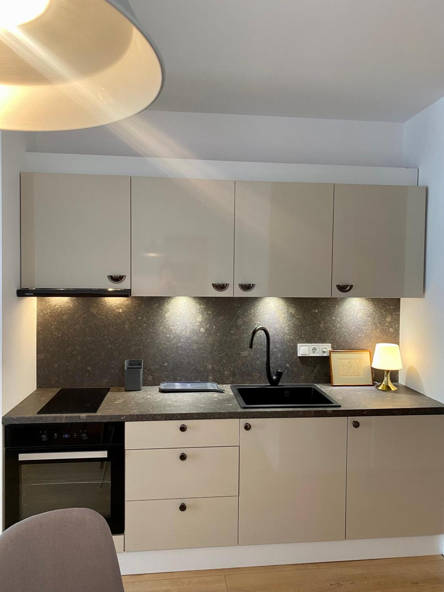 Mycampus Unwe Studentski Mountain Views Modern Kitchen Equipment Sofia Exterior foto