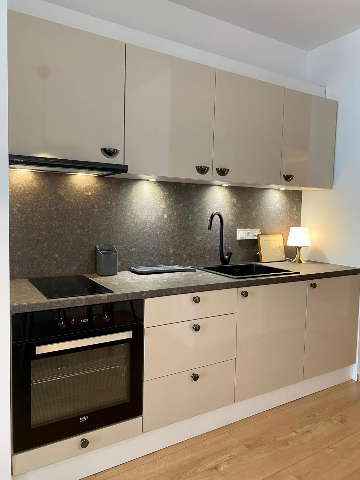 Mycampus Unwe Studentski Mountain Views Modern Kitchen Equipment Sofia Exterior foto