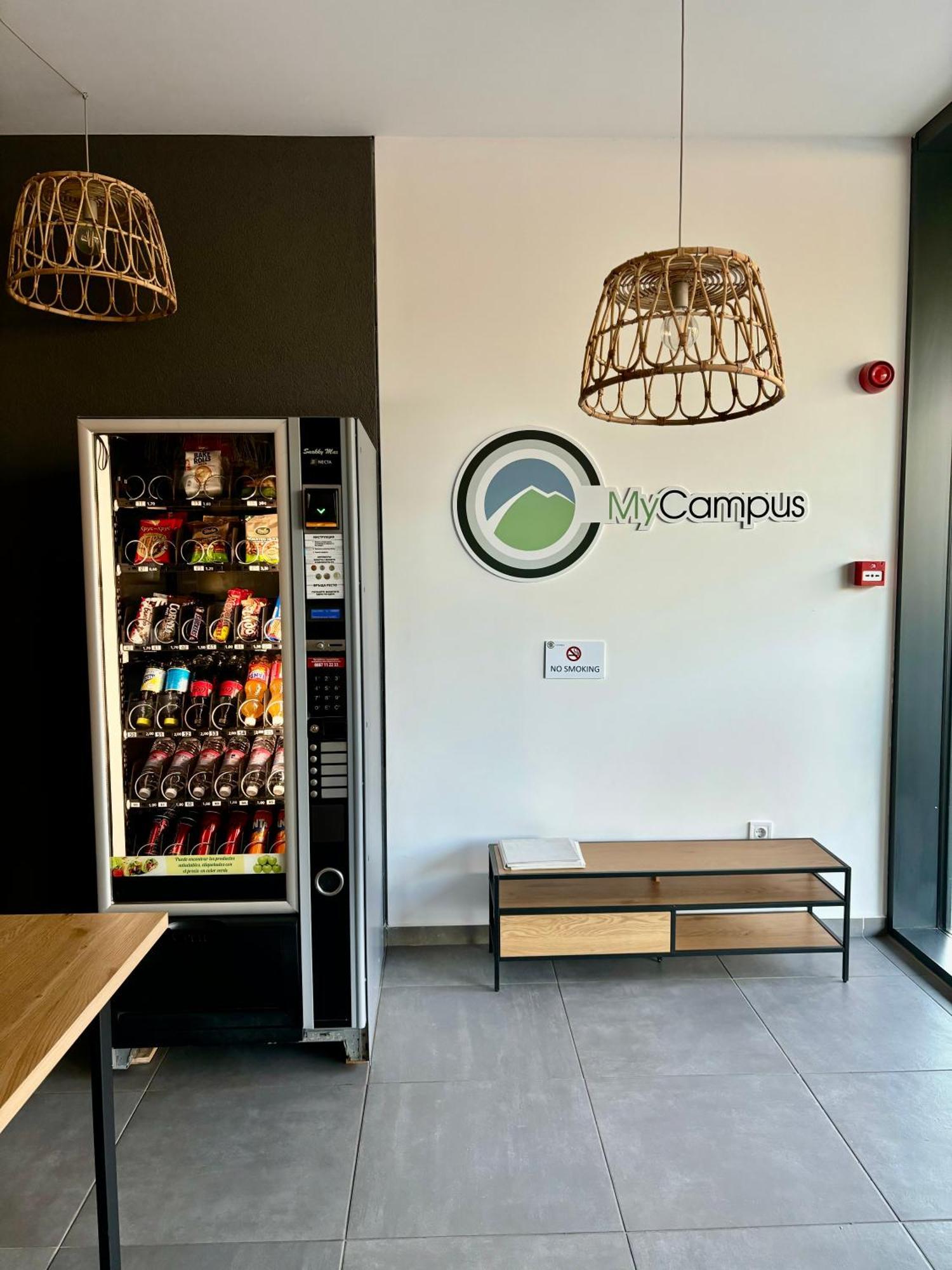 Mycampus Unwe Studentski Mountain Views Modern Kitchen Equipment Sofia Exterior foto